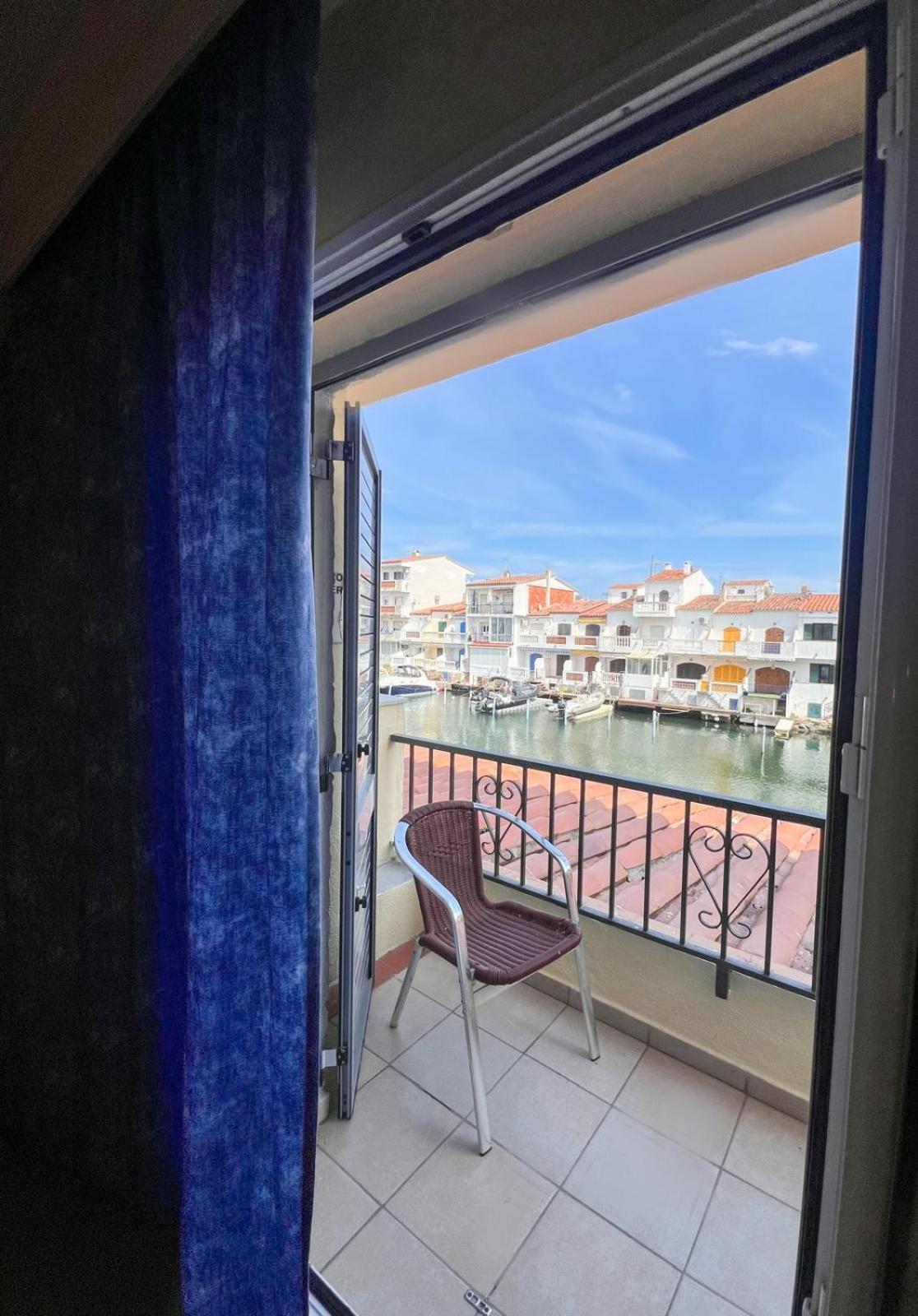 Hotel Portofino By Insidehome Empuriabrava Kültér fotó