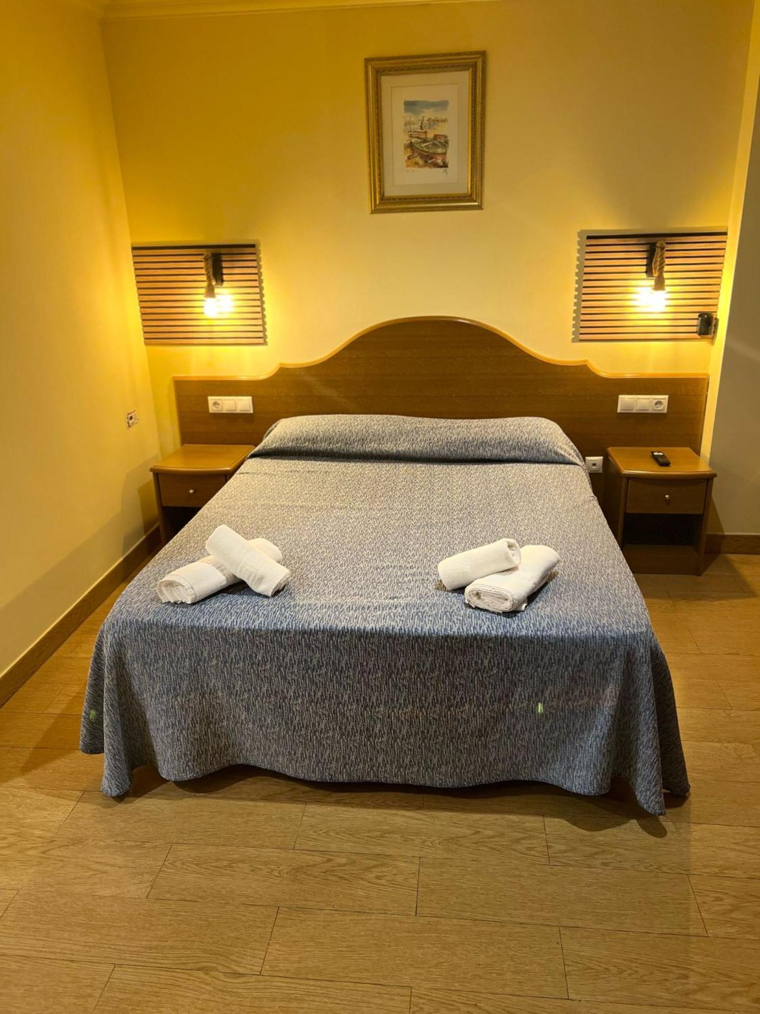 Hotel Portofino By Insidehome Empuriabrava Kültér fotó